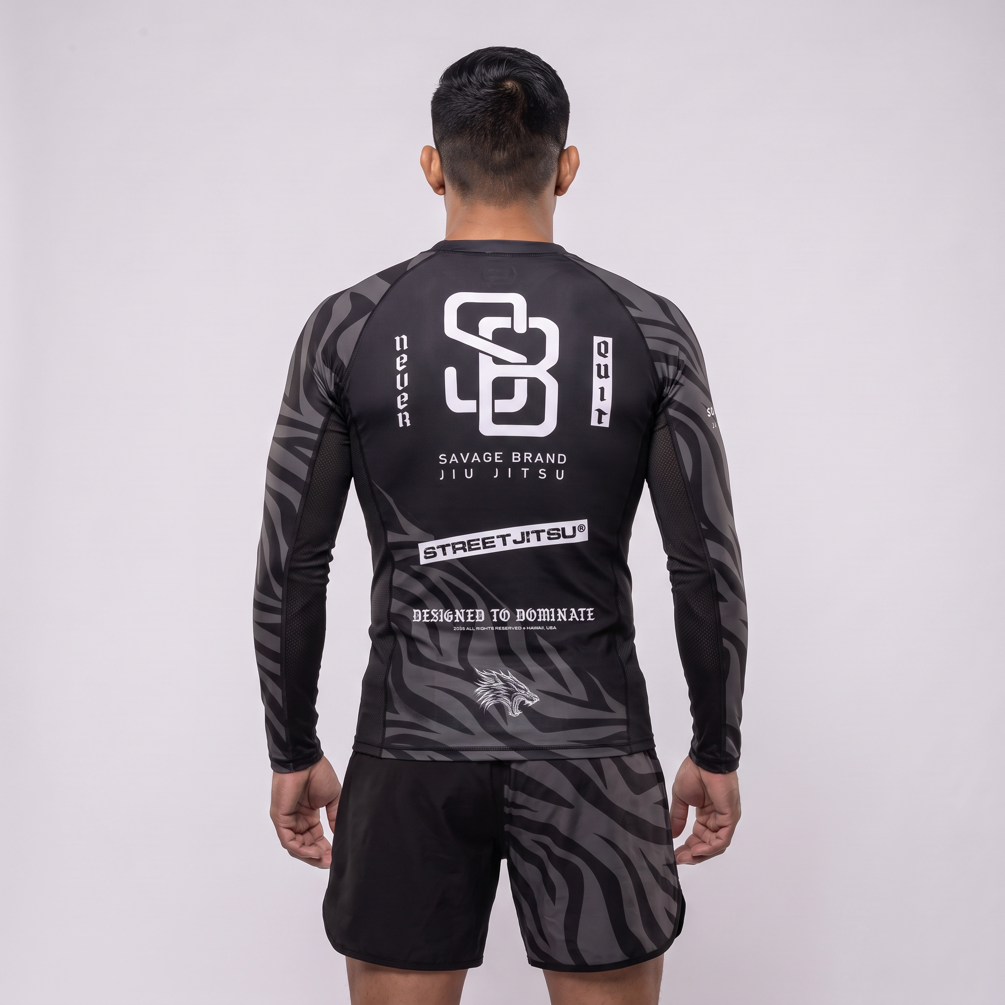 Runway_Gemini_3_Pro_Studio_product_mockup_photo_of_081226_1.png