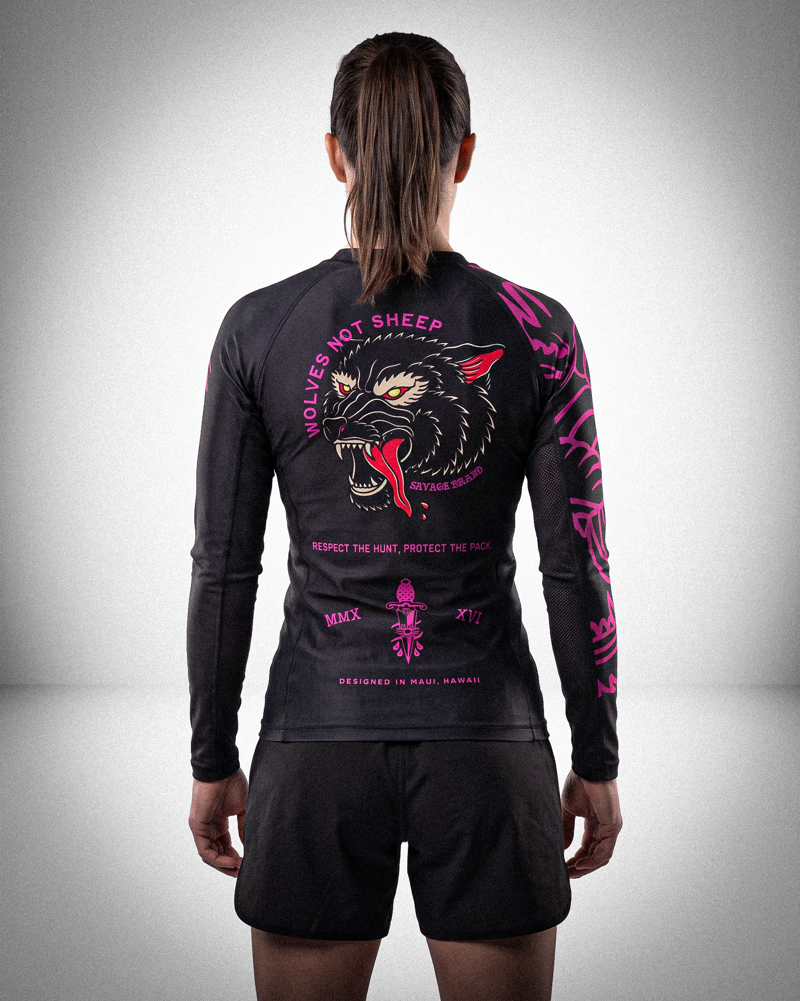 Wolves Not Sheep Long Sleeve Rasghuard